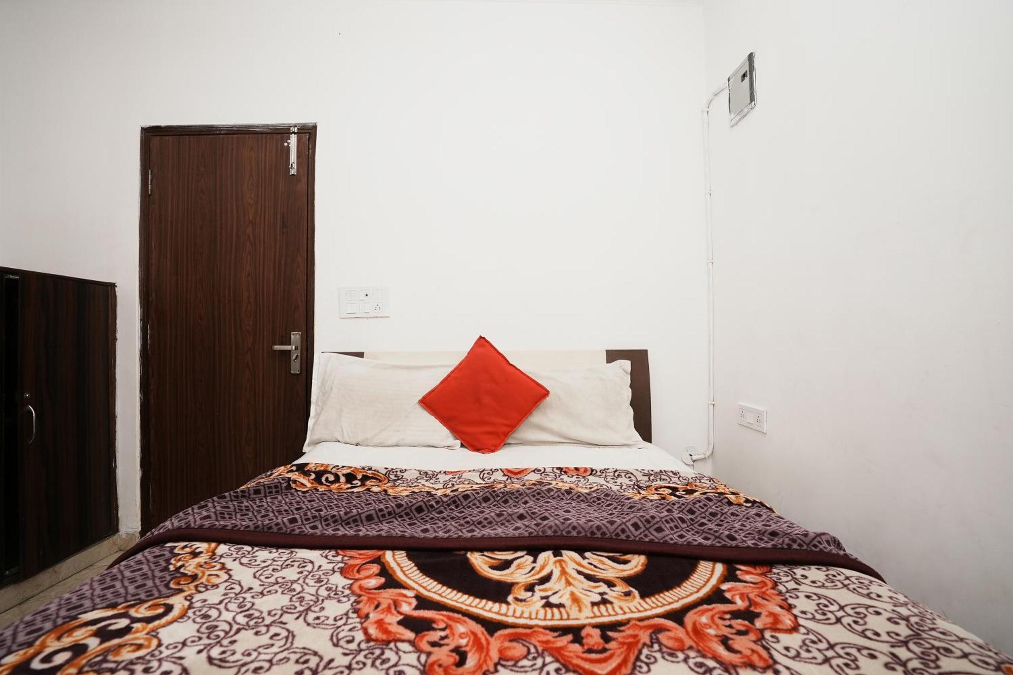 Hotel Sunrise Moon New Delhi Extérieur photo